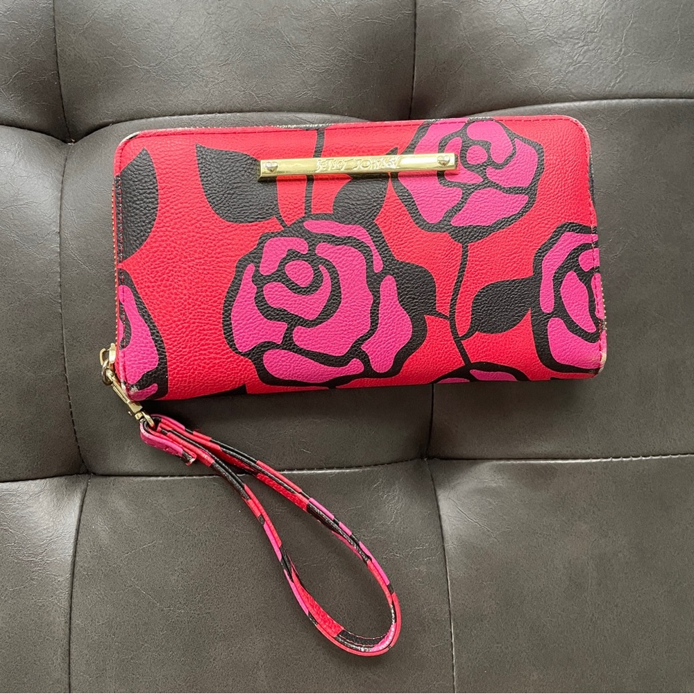 Betsey Johnson wristlet